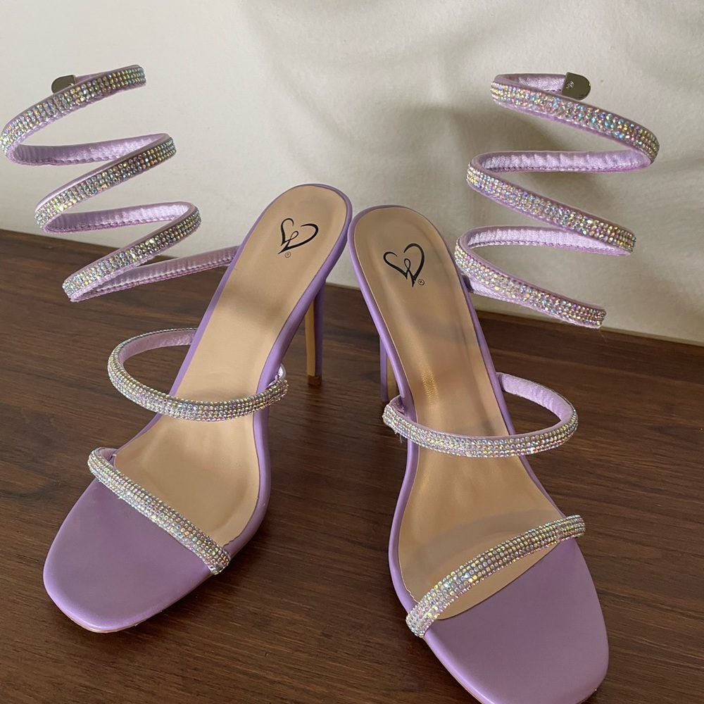 Windsor Lavender Spiral Strap Heels